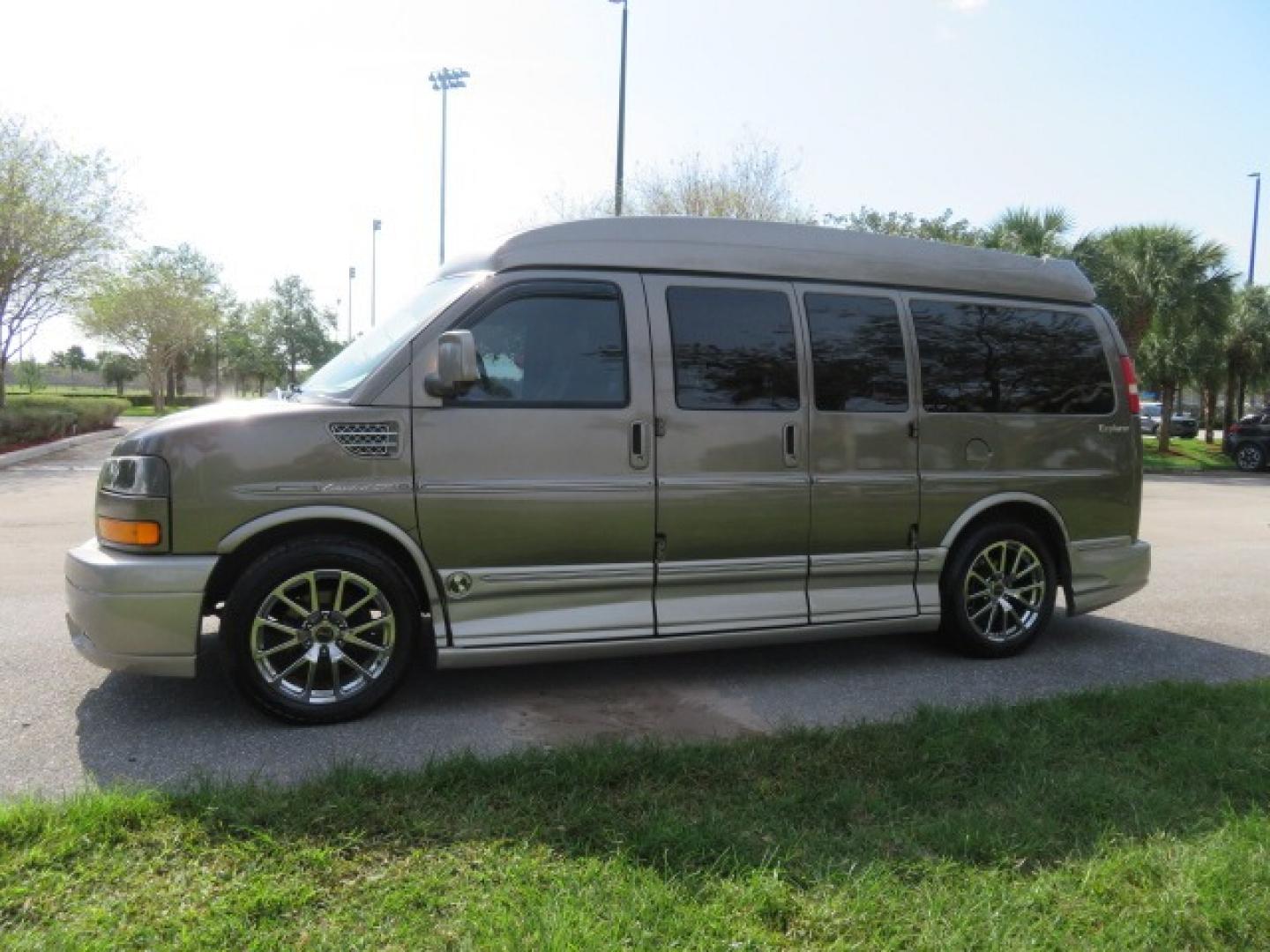 2013 /Beige Two Tone GMC Savana RV G1500 3LT (1GDS7DC45D1) with an 5.3L V8 OHV 16V engine, 4-Speed Automatic transmission, located at 4301 Oak Circle #19, Boca Raton, FL, 33431, (954) 561-2499, 26.388861, -80.084038 - You are looking at a Gorgeous 2013 GMC Savana 1500 High Top Conversion Van Explorer Limited SE Package Handicap Wheelchair Conversion Van with 72K Original Miles, Side Entry Braun Millennium Series Wheelchair Lift, Rubber Floor, Q-Straint Tie Down System, Navigation, Back Up Camera, Huge flat Screen - Photo#11